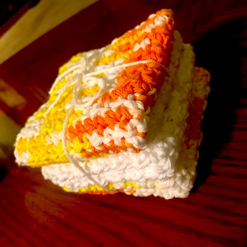 Handmade washcloth set of 3. Perfect for cleaning or bathing.